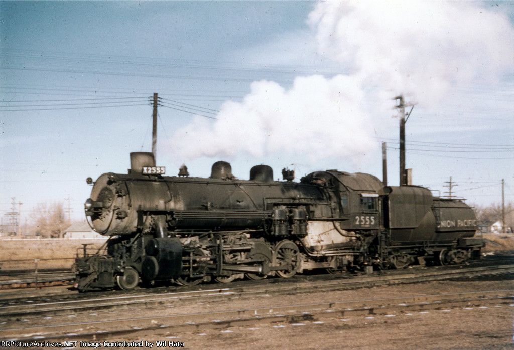 Union Pacific 2-8-2 2555